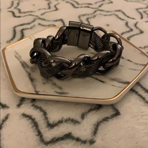 Metal bracelet